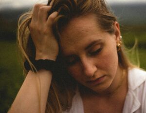 Grief and Loss Therapy for Teens - Omaha Imagine